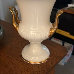 Elegant White and Gold Vase